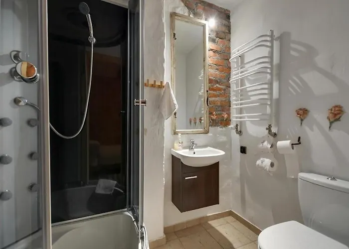 U Lawendowej Wiedzmy * ايستينبا